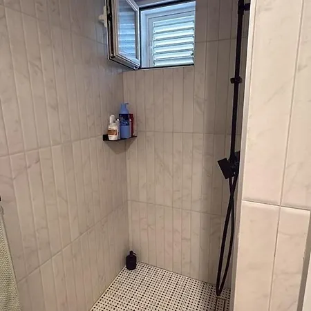 Apartman With Wifi Mareda, Novigrad - 27944 Mareda